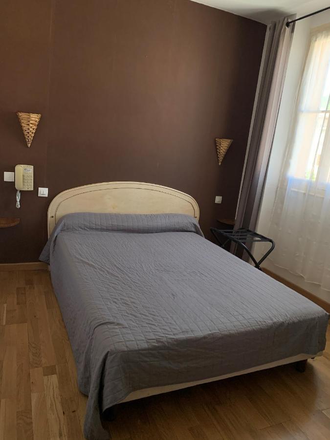 Hotel Du Parc Йер Экстерьер фото