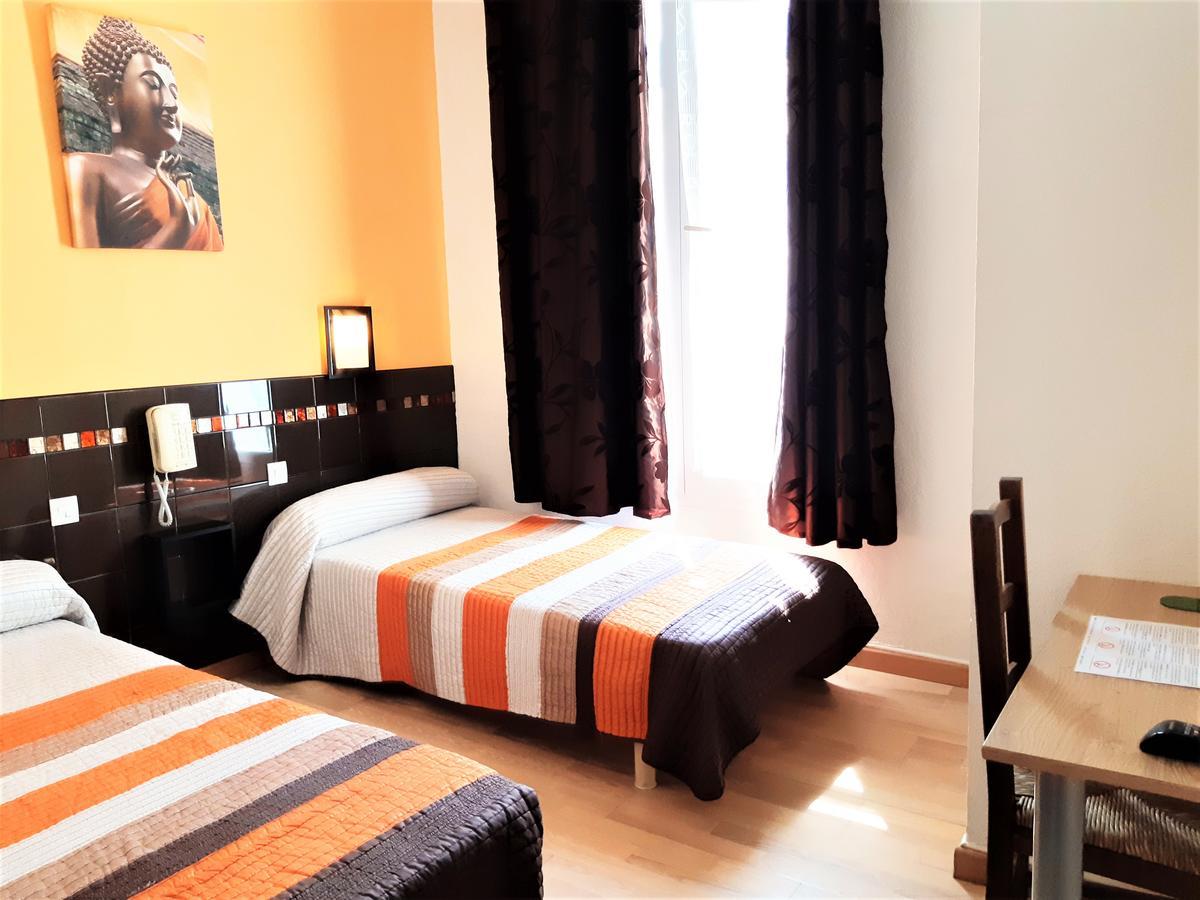 Hotel Du Parc Йер Экстерьер фото