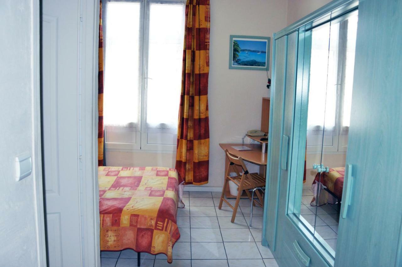 Hotel Du Parc Йер Экстерьер фото