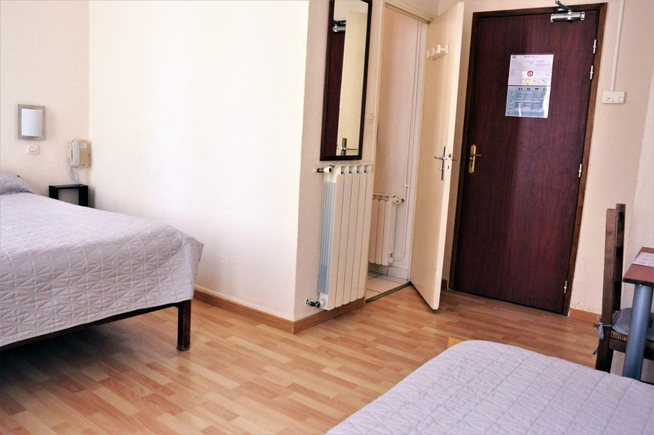 Hotel Du Parc Йер Экстерьер фото